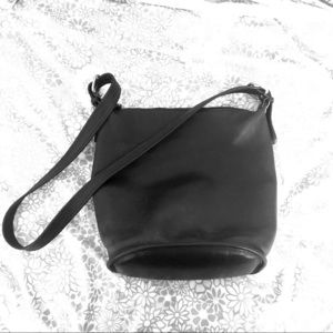 vintage leather crossbody bucket bag